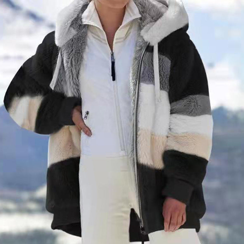 NOSTRA Ljubljana | Serena - Kaput s Kapuljačom od Plišane Tkanine