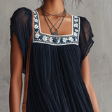 NOSTRA Ljubljana | Apolline - Mini Plisé Haljina od Izvezenog Šifona u Mornarsko Plavoj